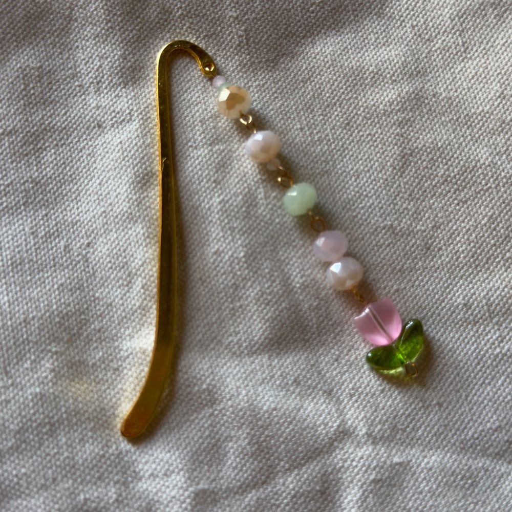 Metal gold tulip bookmark